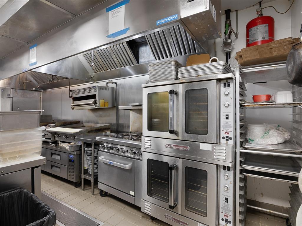 The Village At Willow - Commercial Sale