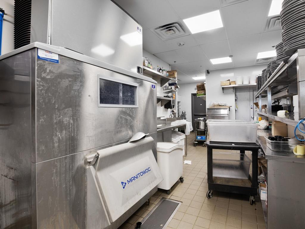 The Village At Willow - Commercial Sale