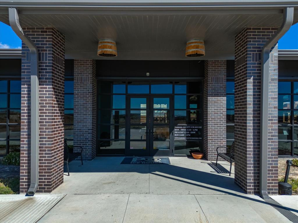 The Village At Willow - Commercial Sale