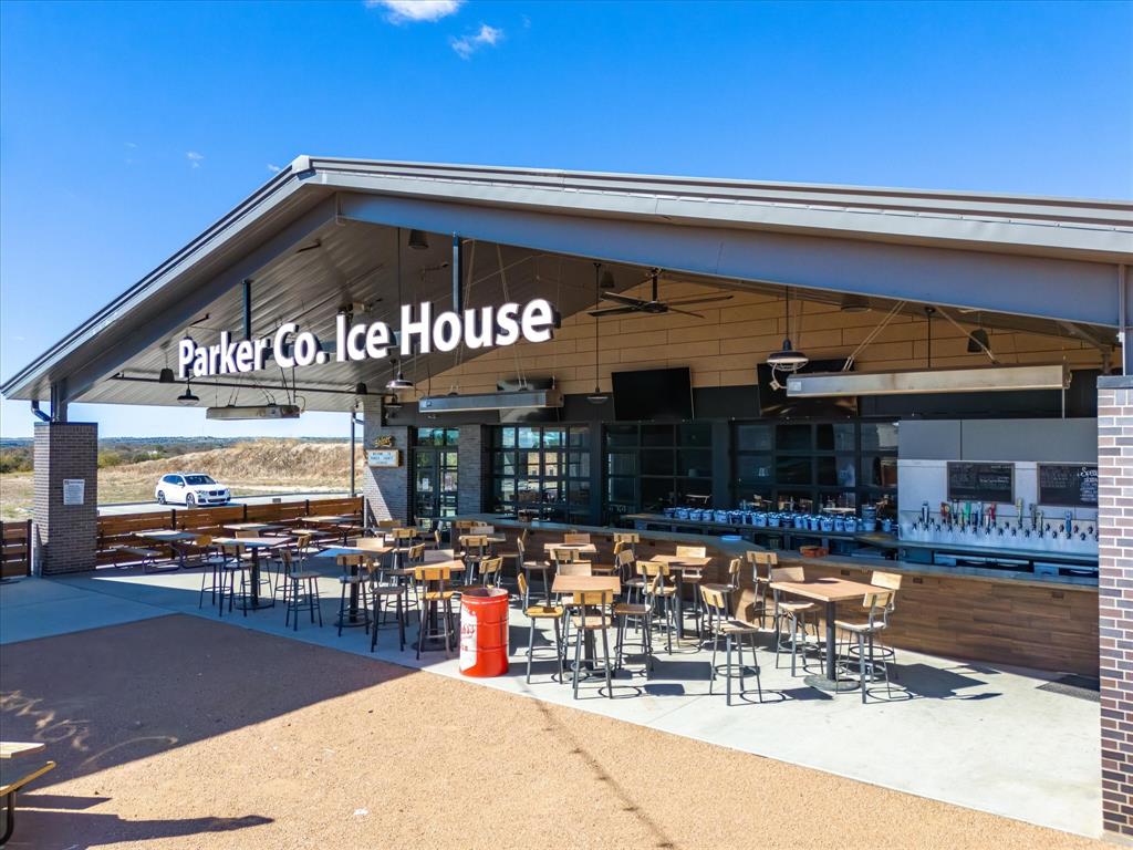 The Village At Willow - Commercial Sale