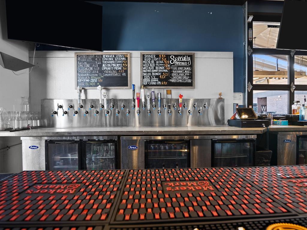 The Village At Willow - Commercial Sale