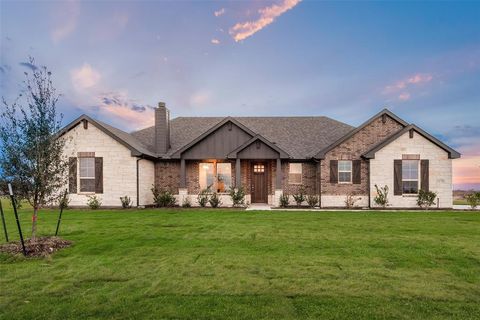 A home in Valley View