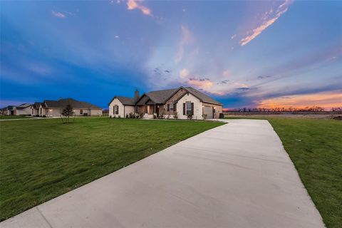 A home in Valley View