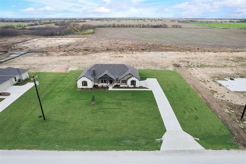 A home in Valley View