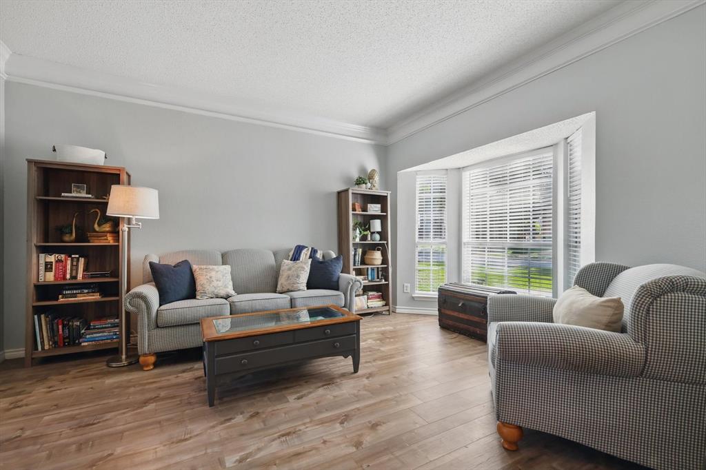6833 Pentridge Drive