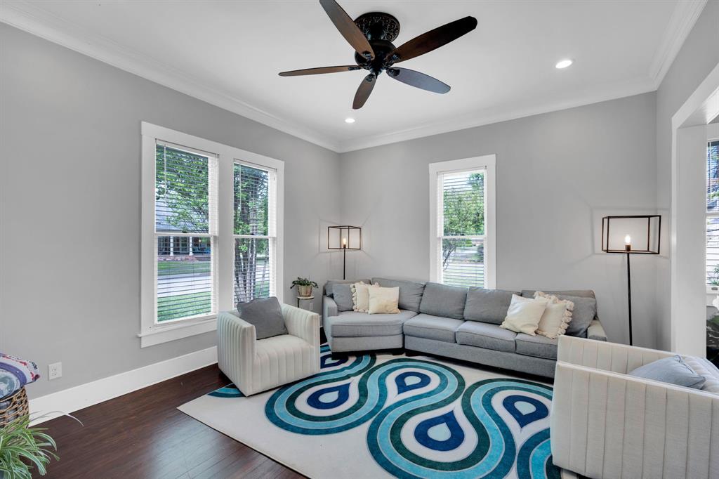 Ennis-Dvv - Residential