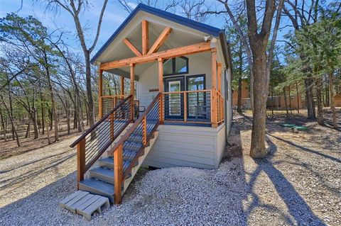 Photo of 38 Rice Lane, Pottsboro, TX 75076 (MLS # 21234452)