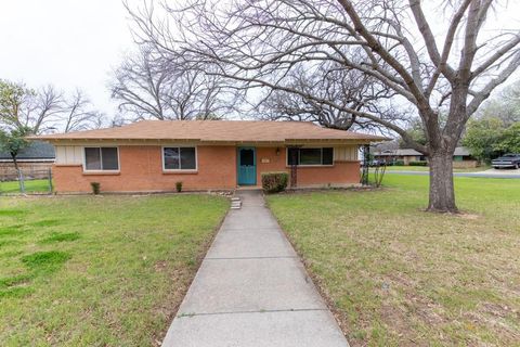1033 Mary Drive, Hurst, TX 76053 - #: 20535957