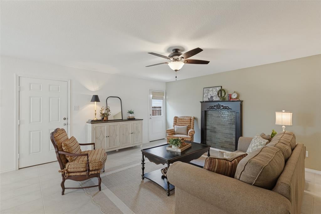 3700 Kinglet Court