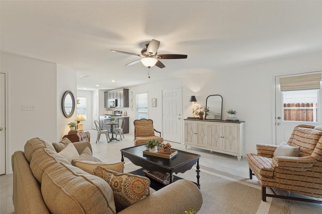 3700 Kinglet Court