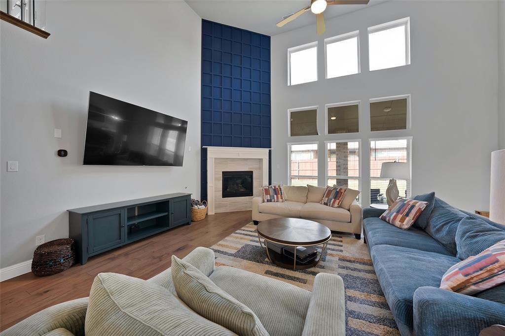 2208 Birdwatch Lane