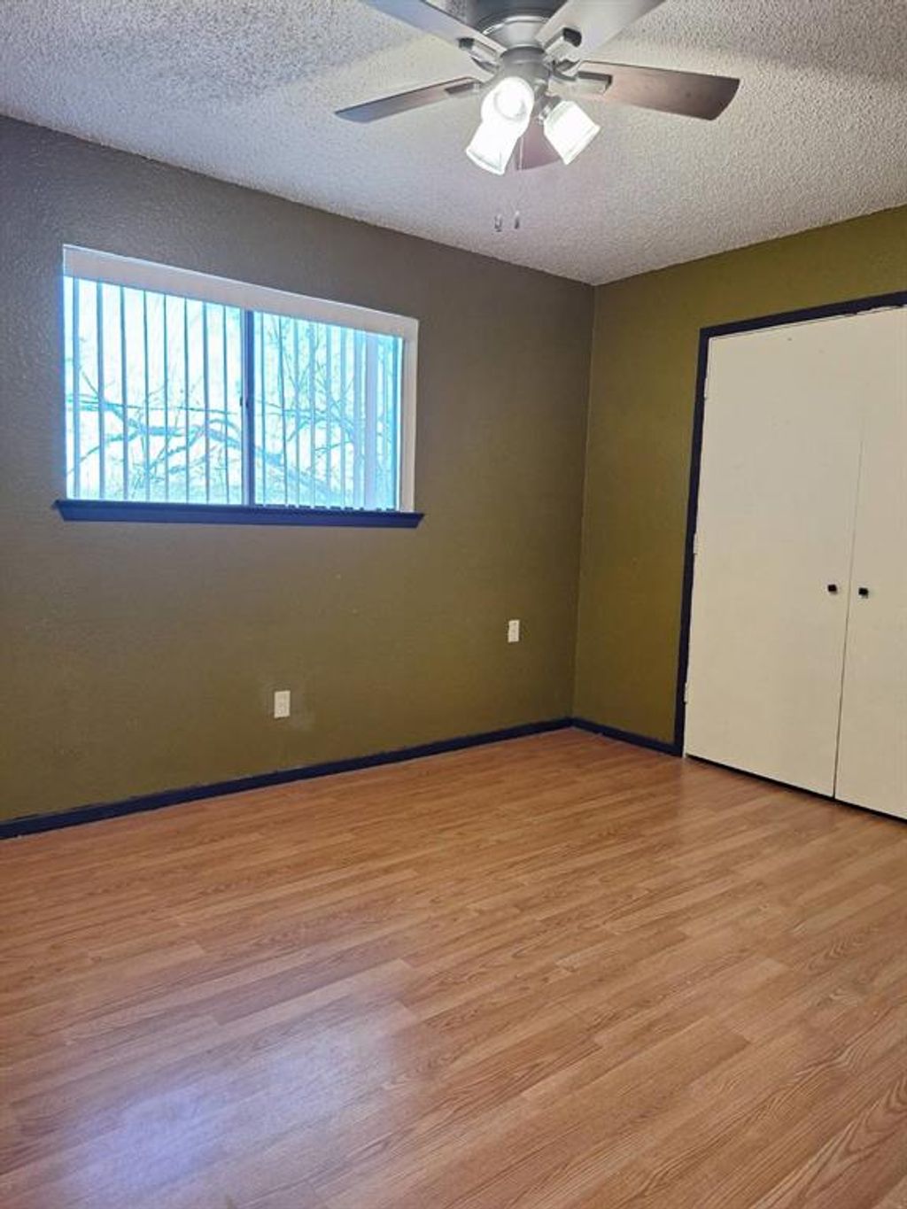 Photo of 129 Allencrest Drive, White Settlement, TX 76108 (MLS # 21251991)