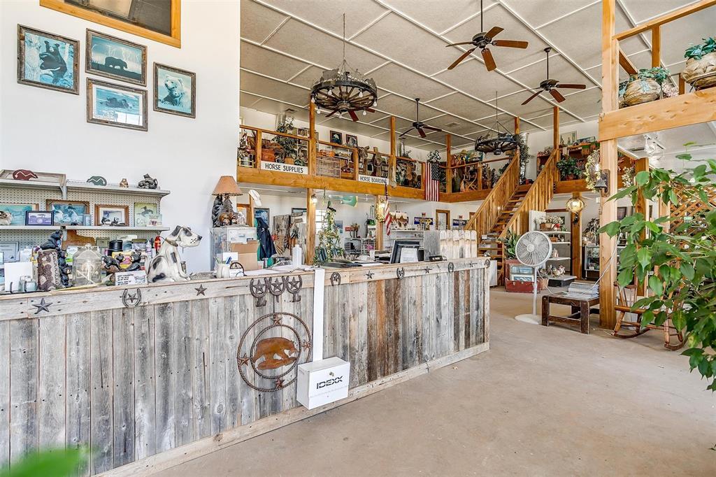 528 SURVEY: GLENN JAMES A - Commercial Sale