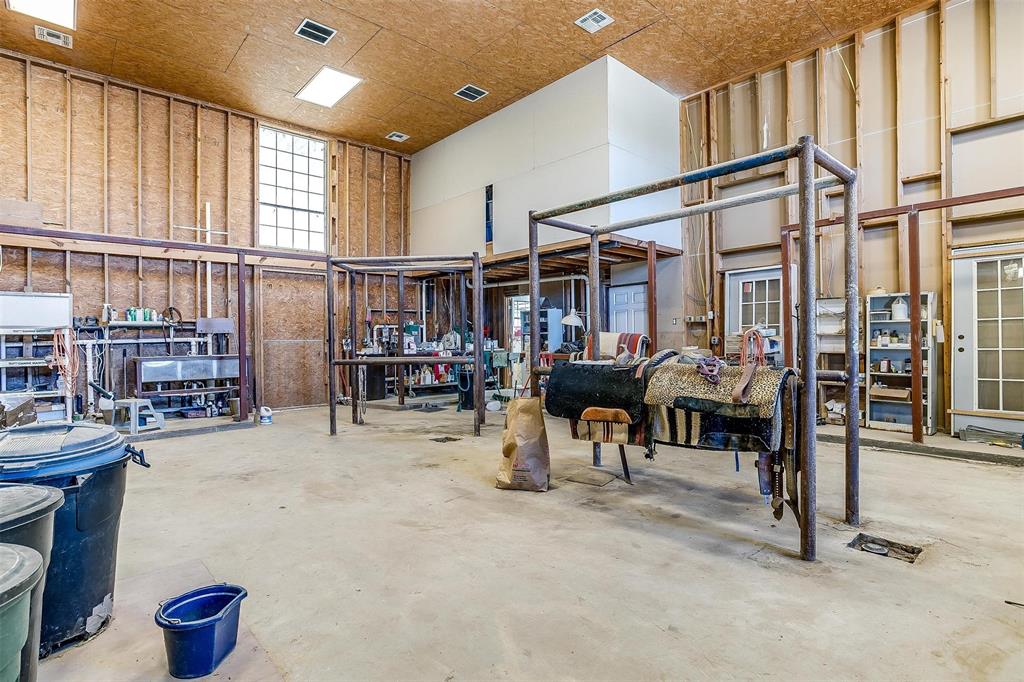 528 SURVEY: GLENN JAMES A - Commercial Sale