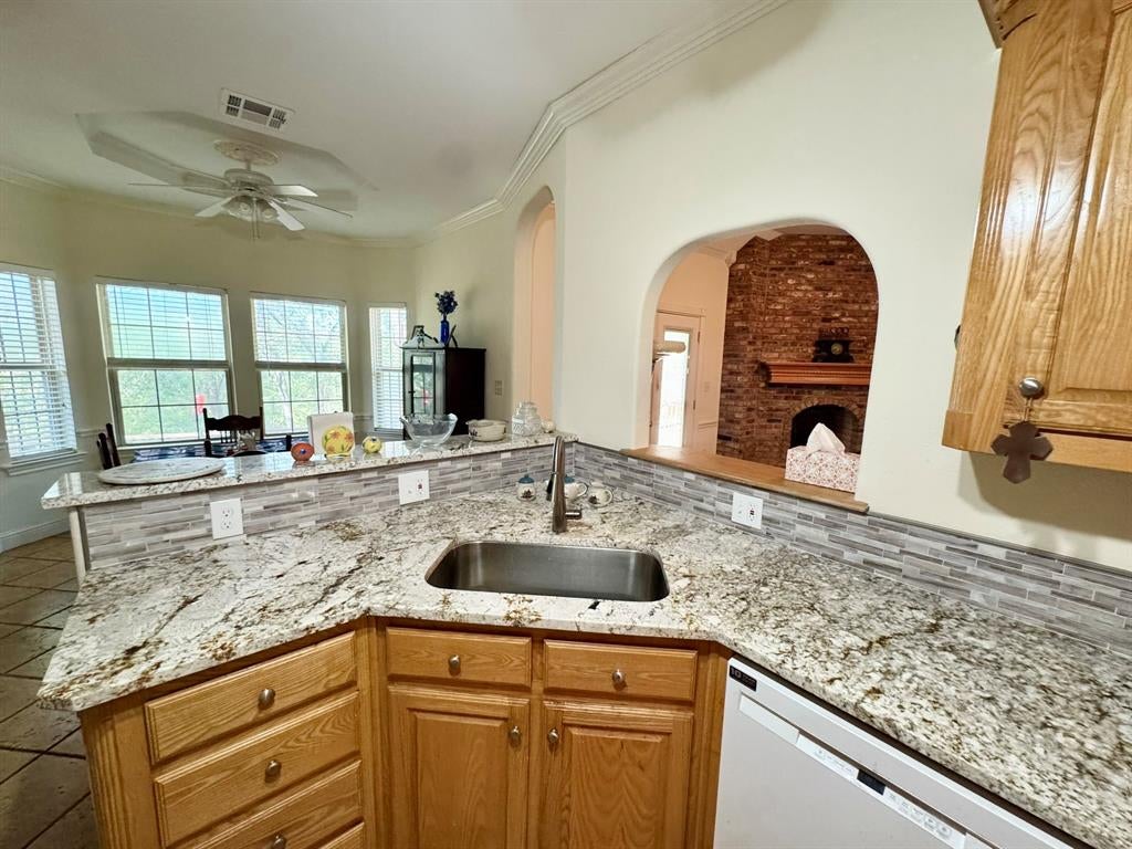 3700 NE County Road 0095