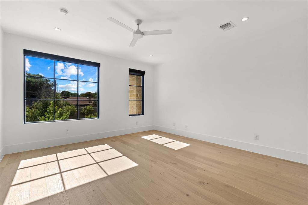 Preston Hollow Village Ph Three - Residential