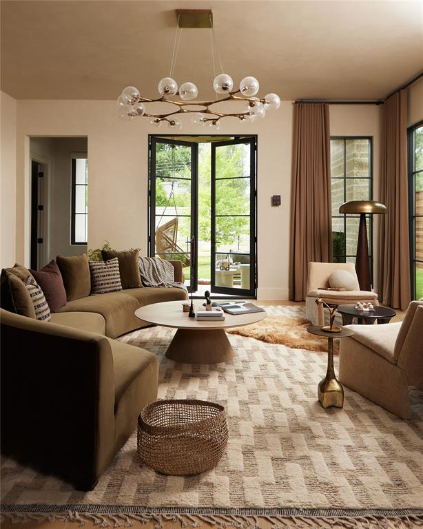 Preston Hollow Village Ph Three - Residential