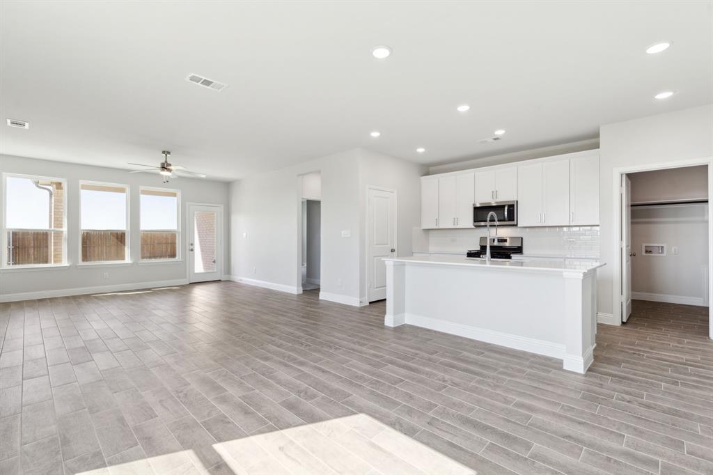 531 Magellan Road