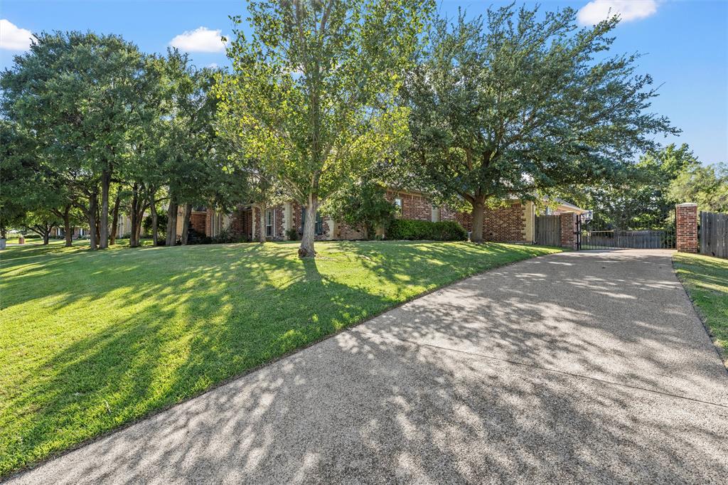 2021 Pebble Brook Circle