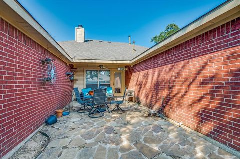 A home in Burleson