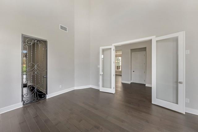 Southlake Manors - Residential