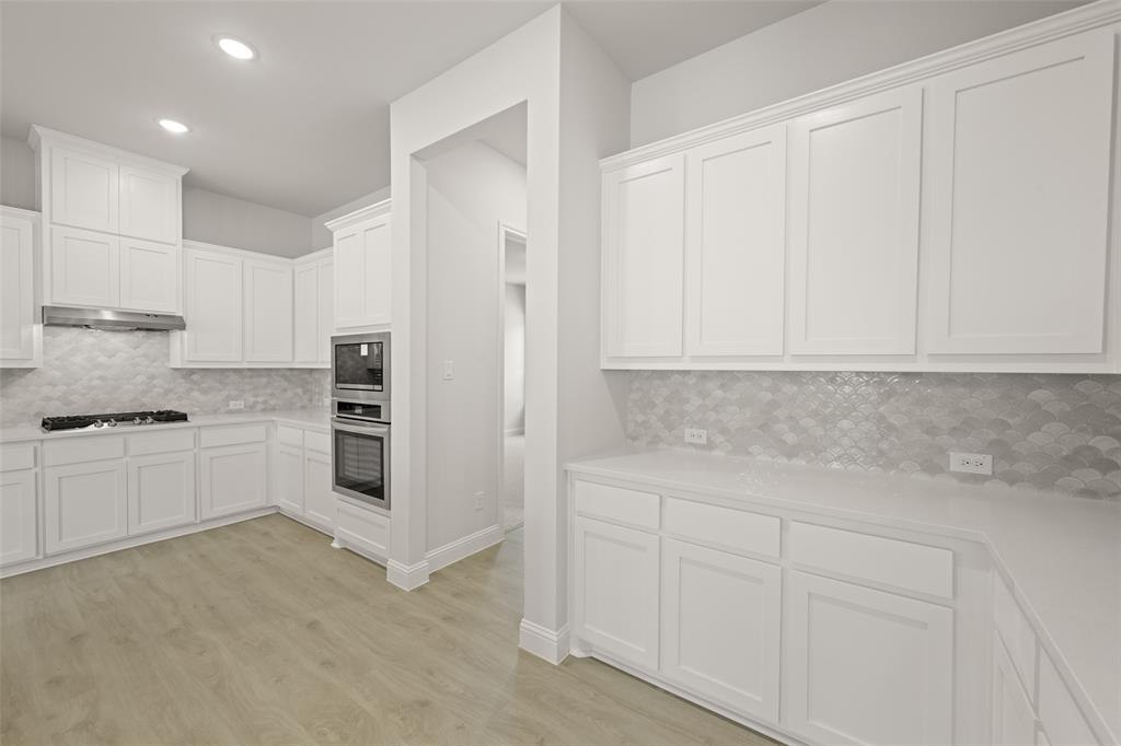 Sheppard's Place - Residential