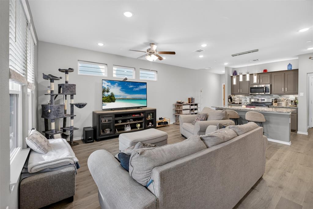 Baker Lndg - Residential