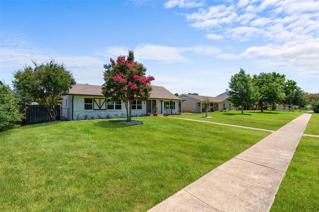 1315 Dunbarton Drive