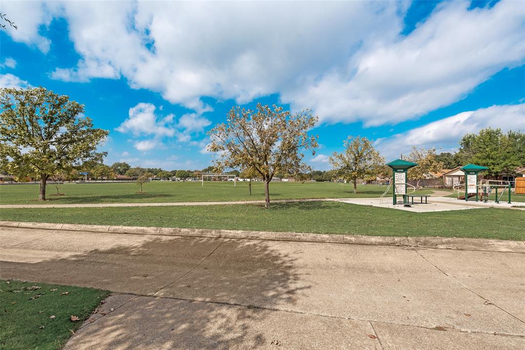 White Rock Village 01 - Residential