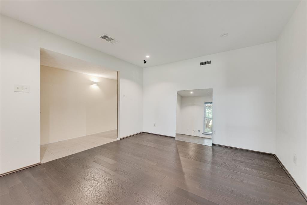 8515 Baumgarten Drive