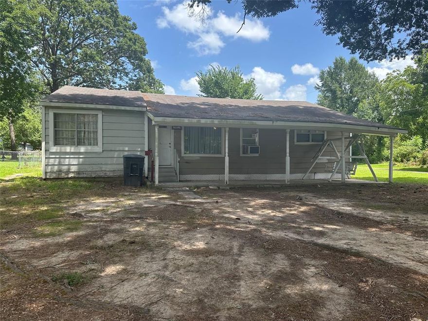 This 3-bedroom, 1-bath home is situated on a spacious corner lot just minutes from EVANGEL CHRISTAIN ACADEMY. It features a large back den with a  fireplace, offering great potential for a second living area or entertainment space. While the home does need some TLC, it presents an excellent opportunity to make it yours. Priced to sell, this home could make a great rental income or renovation could offer monetary gains.