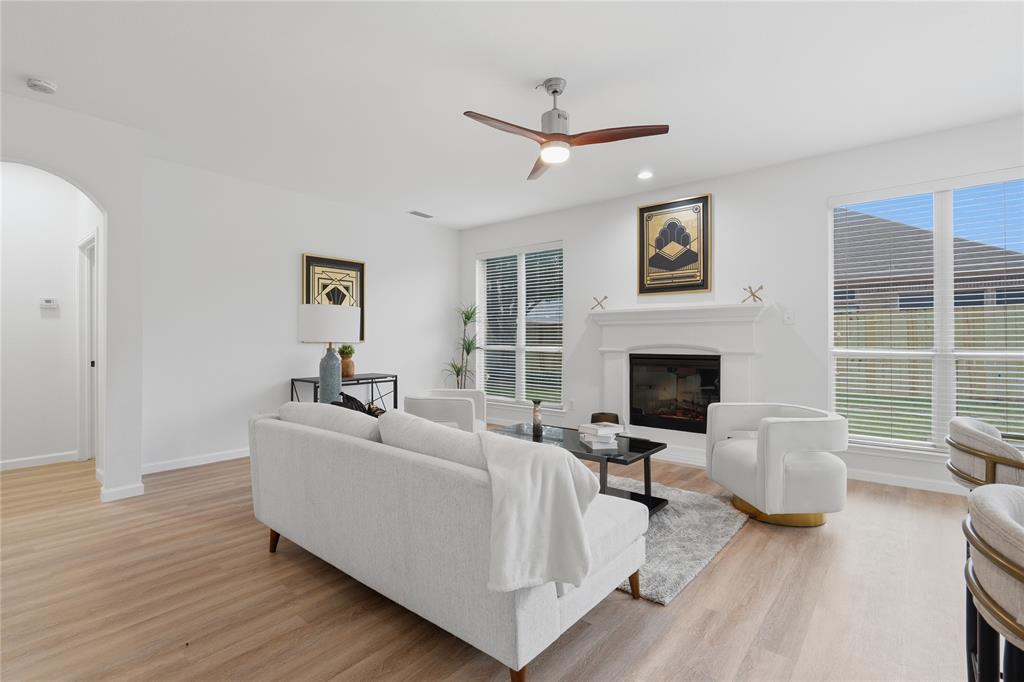 2715 Lake Country Drive