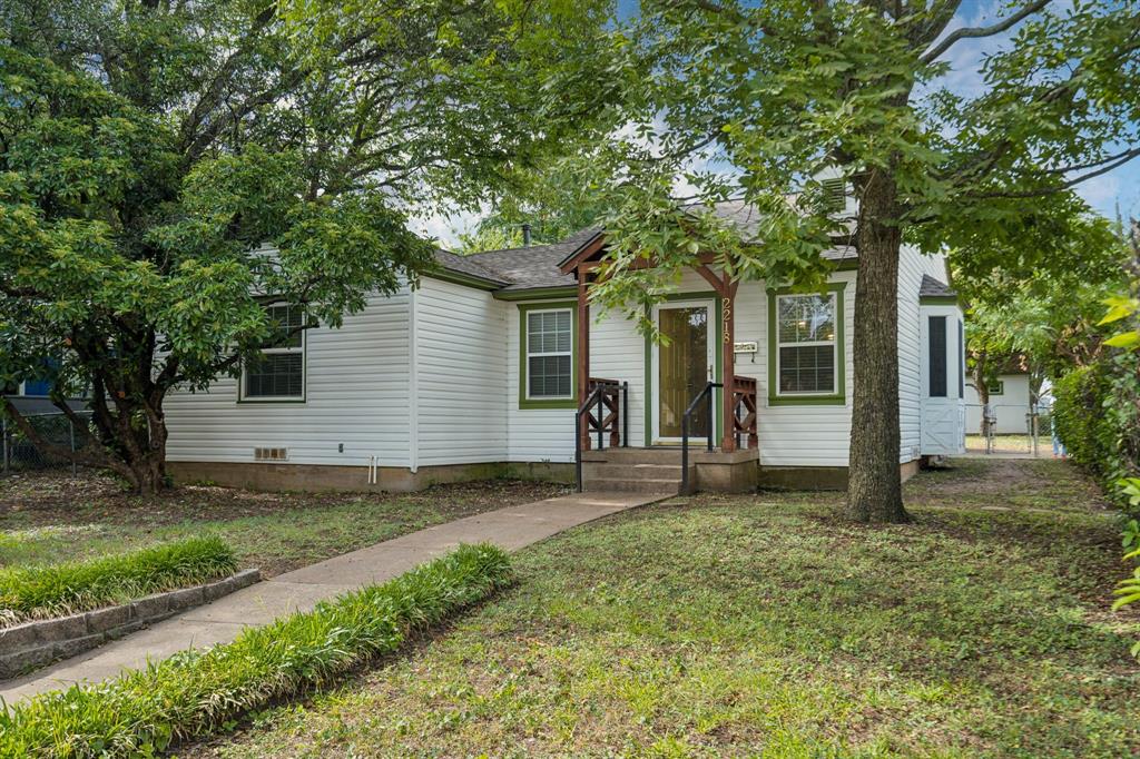 2218 Mountain Lake Road