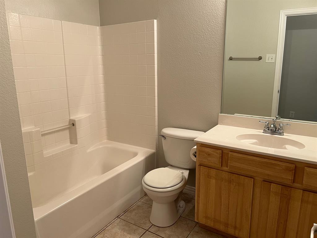 Villages At Spring Lake The - Residential Lease