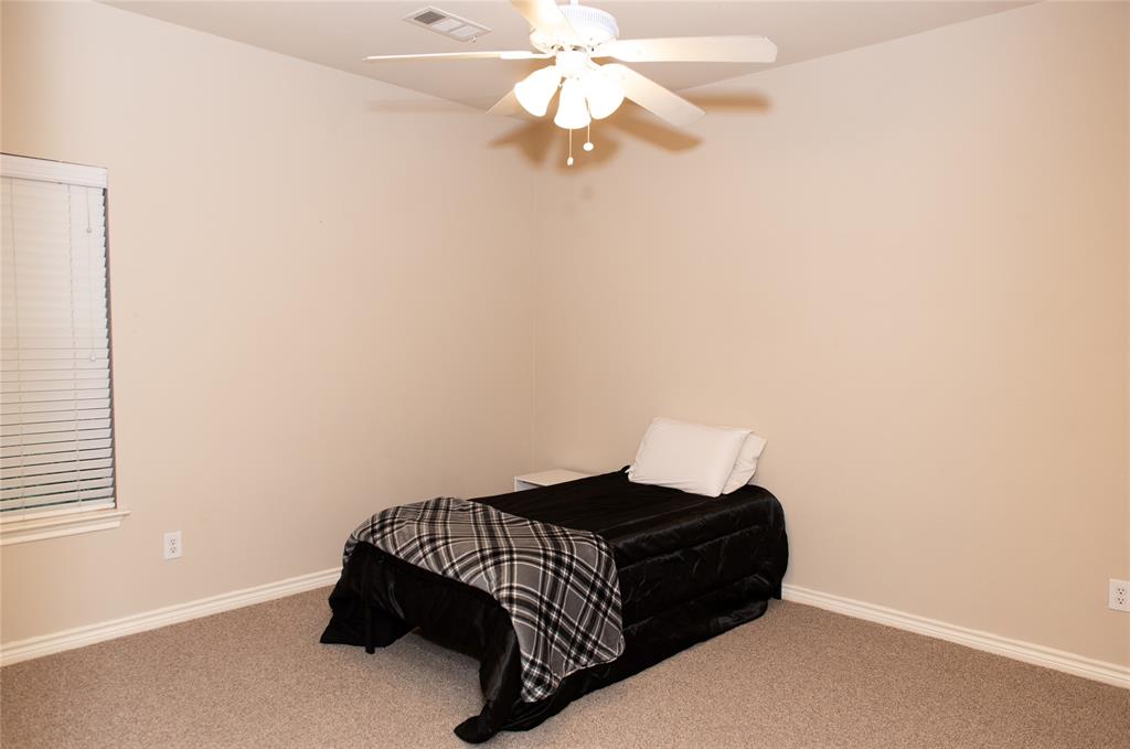 Lee Rays Place - Residential