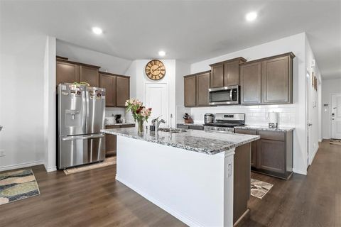 Photo of 420 Gunsmoke Trail, Princeton, TX 75407 (MLS # 21237274)