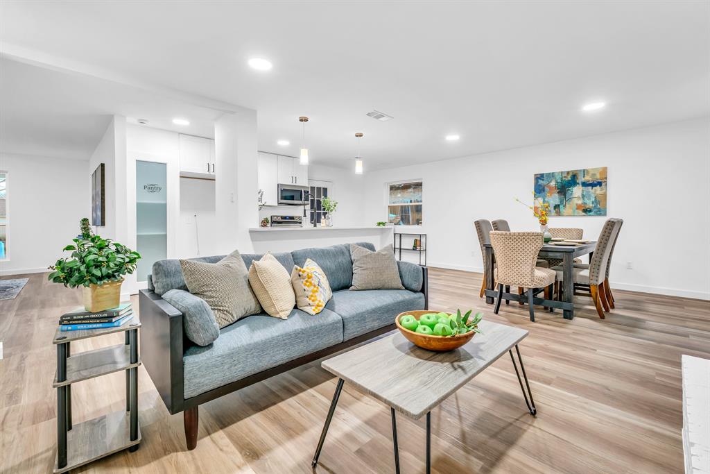 Camelot Court Add - Residential