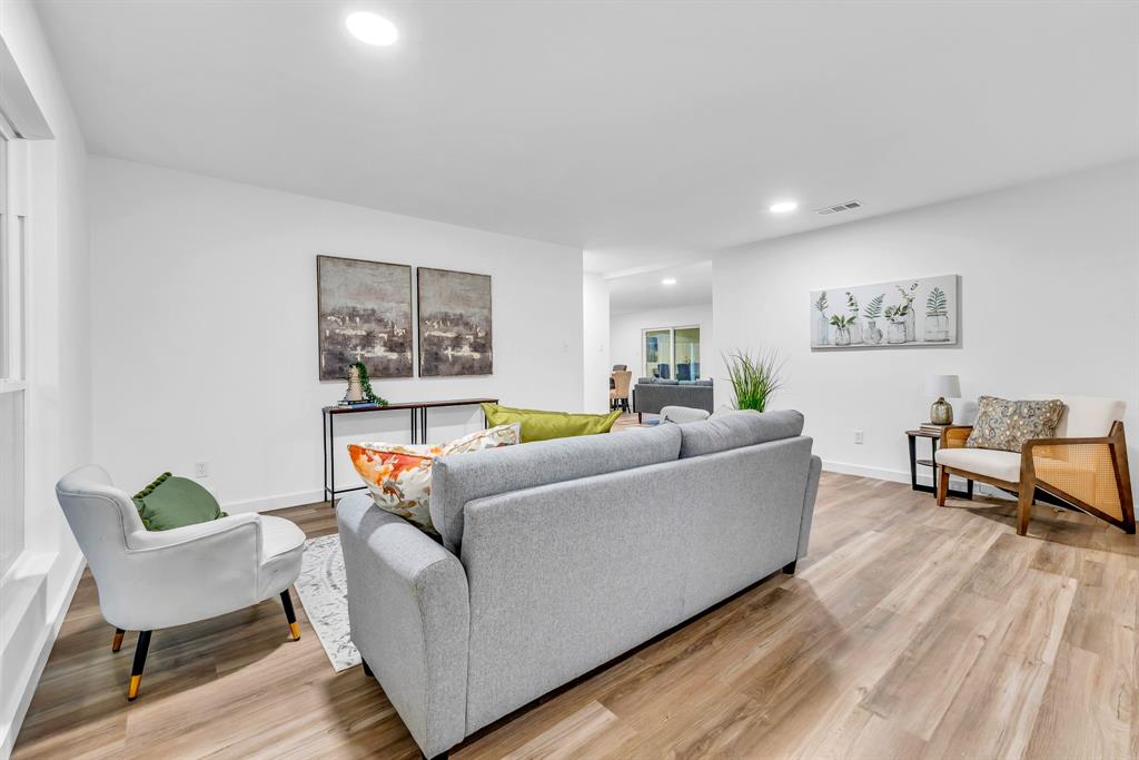 Camelot Court Add - Residential