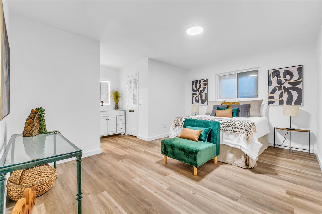 Camelot Court Add - Residential