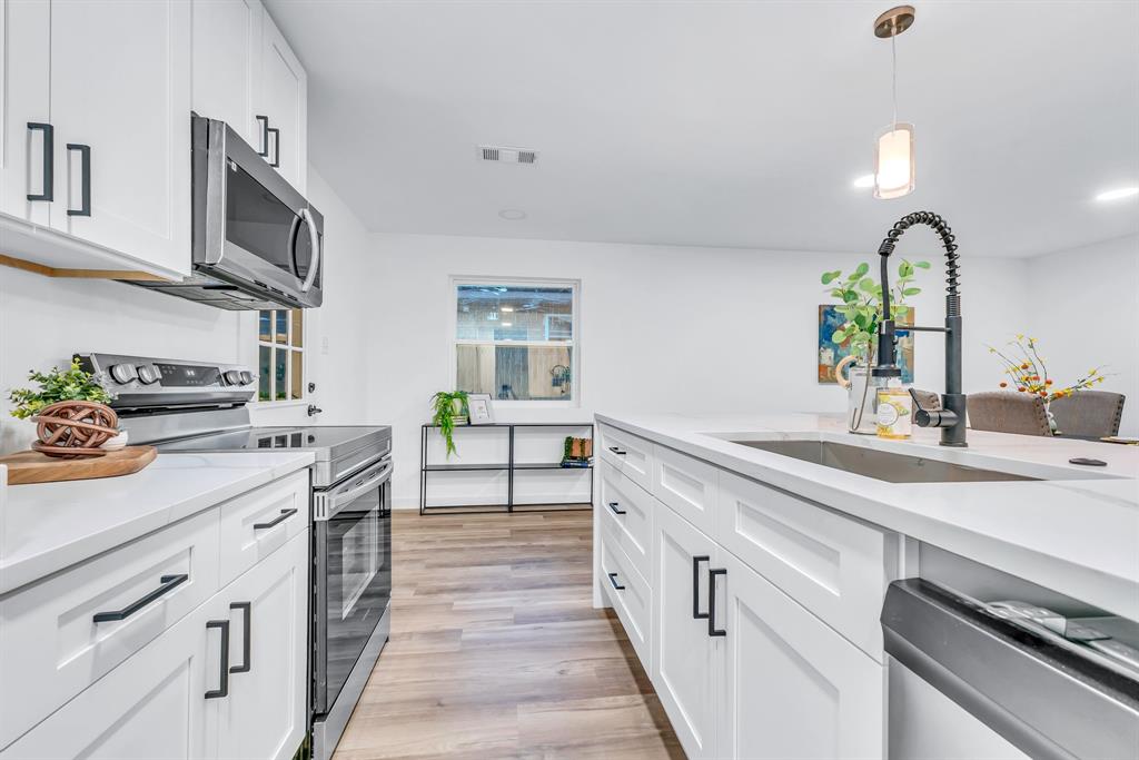 Camelot Court Add - Residential