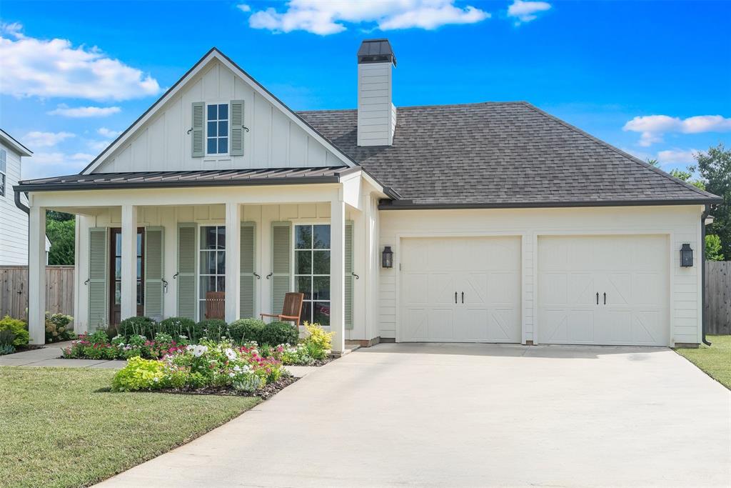 2116 Old Grove Circle