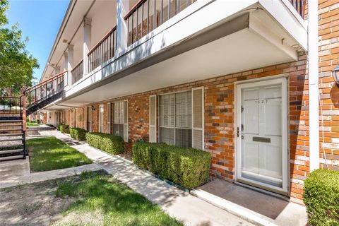 1027 Roaring Springs Road Fort Worth TX 76114