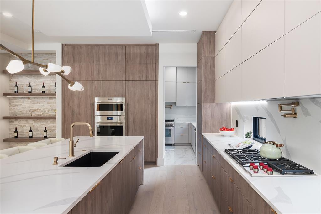 Northcrest 02 Instl - Residential