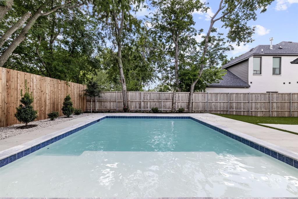 Northcrest 02 Instl - Residential