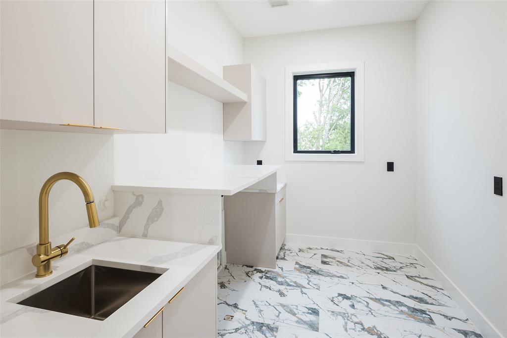 Northcrest 02 Instl - Residential