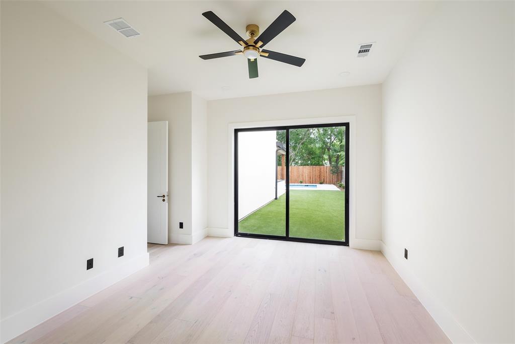 Northcrest 02 Instl - Residential