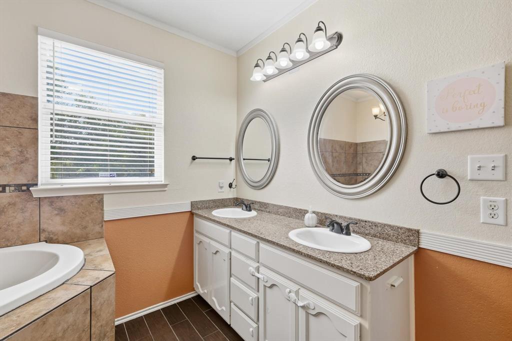 Sendera Ranch - Residential