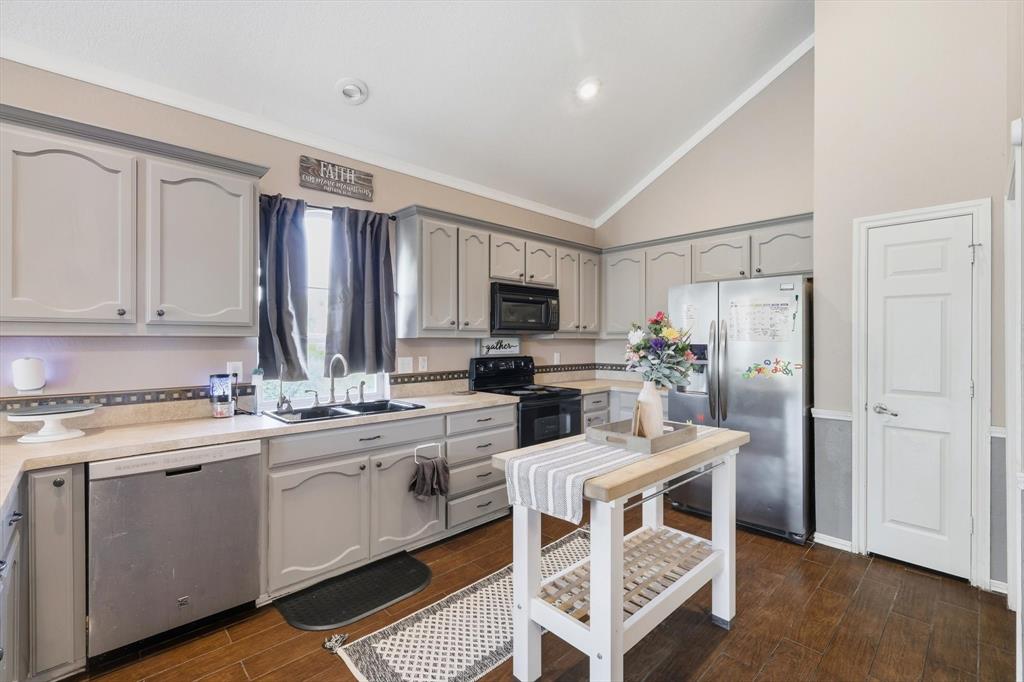 Sendera Ranch - Residential