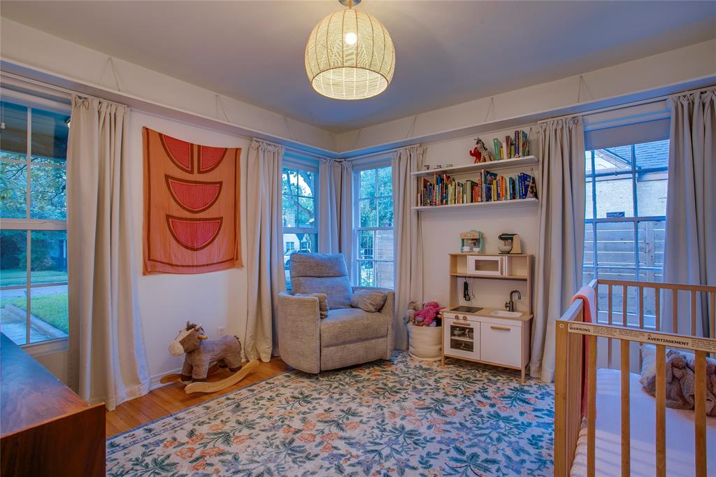 Elmwood - Residential