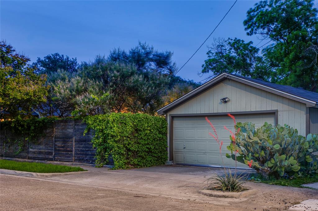 Elmwood - Residential